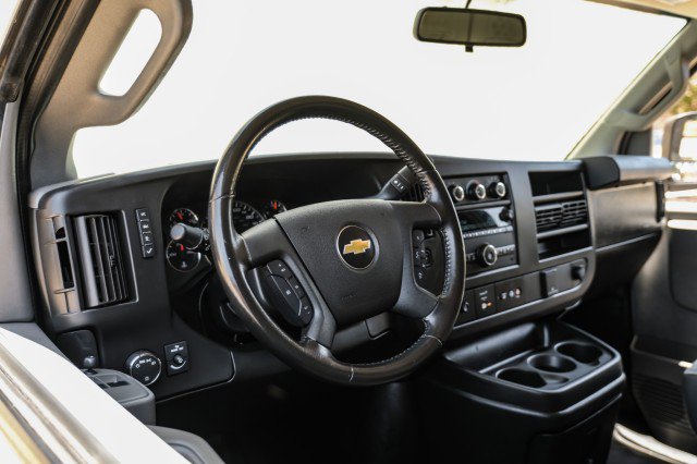 Used 2021 Chevrolet Express 2500 w/ Enhanced Convenience Package RWD image 16