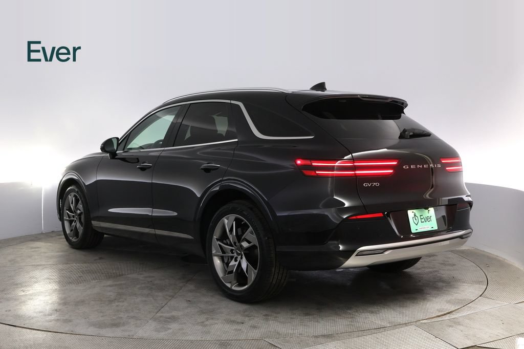 Used 2023 Genesis Electrified GV70 AWD/4WD image 17