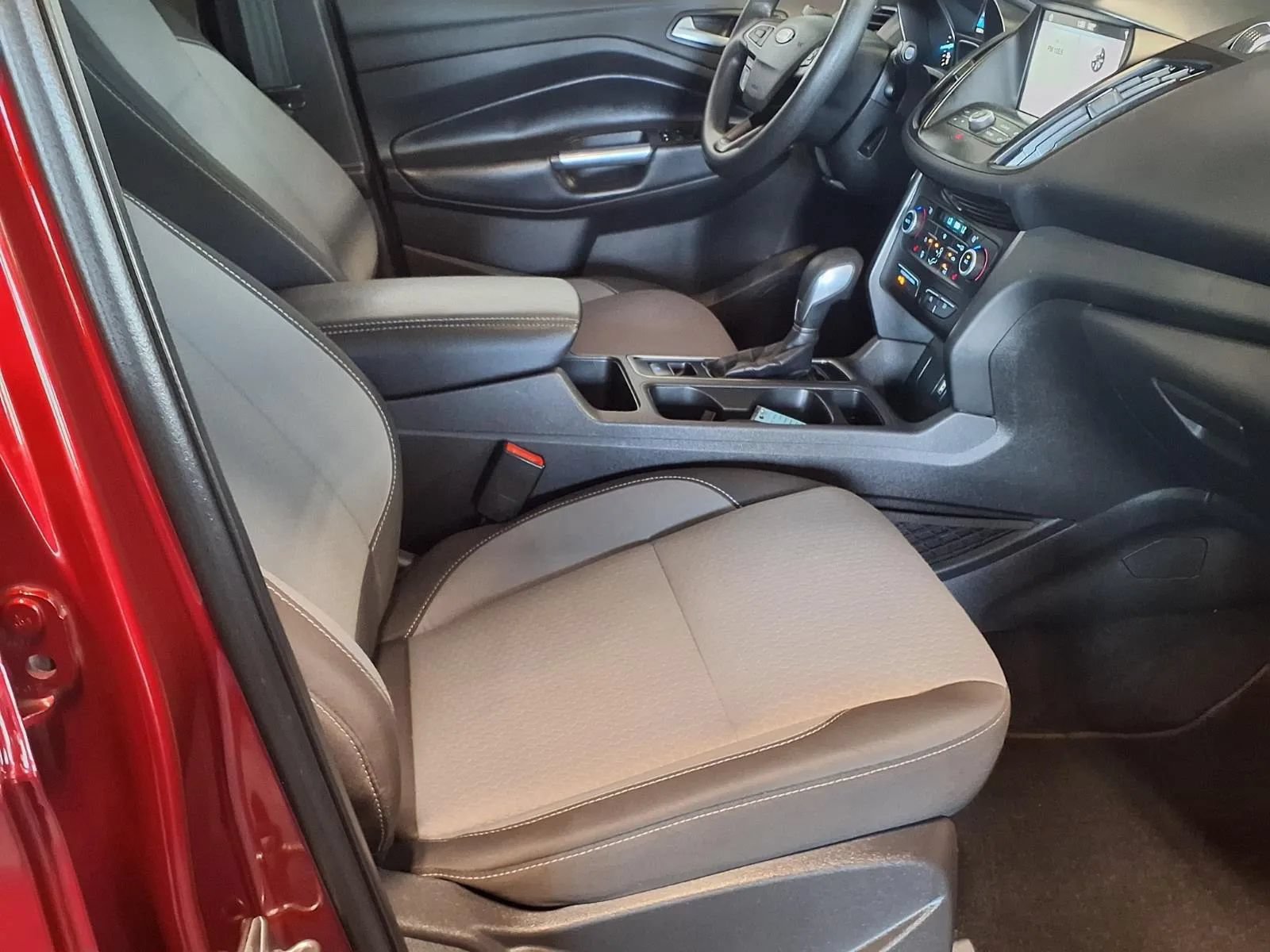 Used 2019 Ford Escape SE AWD/4WD image 10