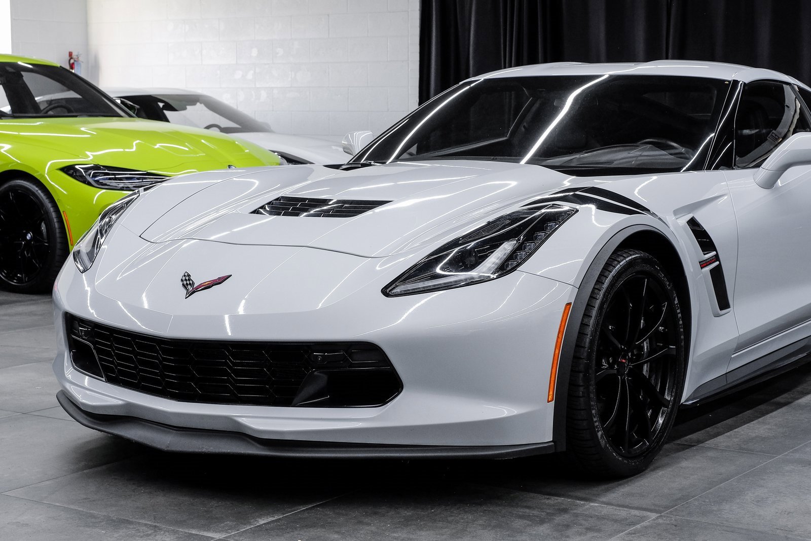 Used 2018 Chevrolet Corvette Grand Sport image 5
