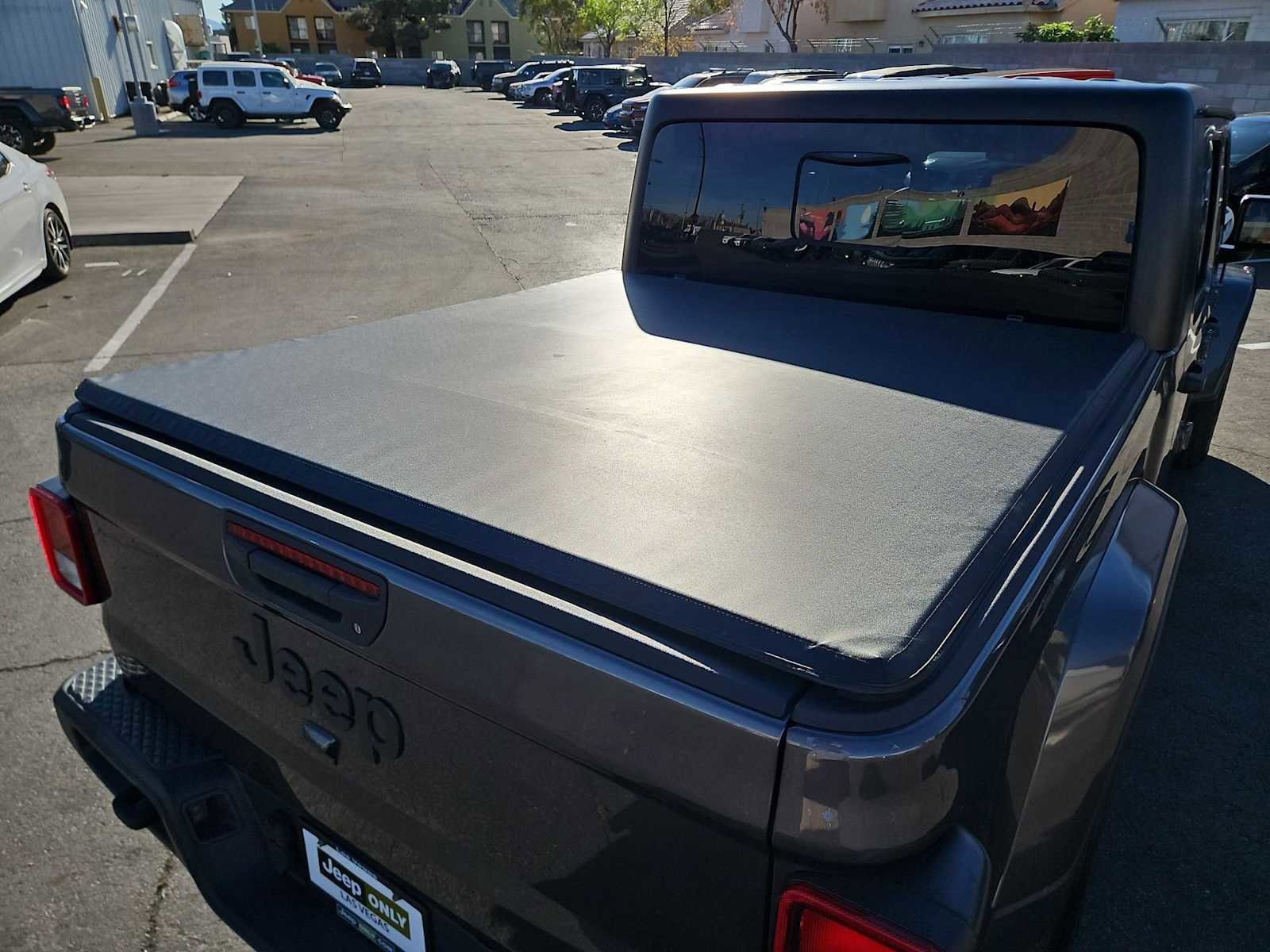 Used 2022 Jeep Gladiator Sport image 35