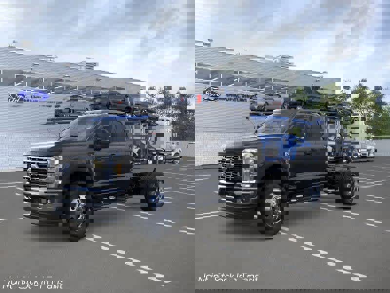 New 2026 Ford F550 4x4 SuperCab Super Duty image 1