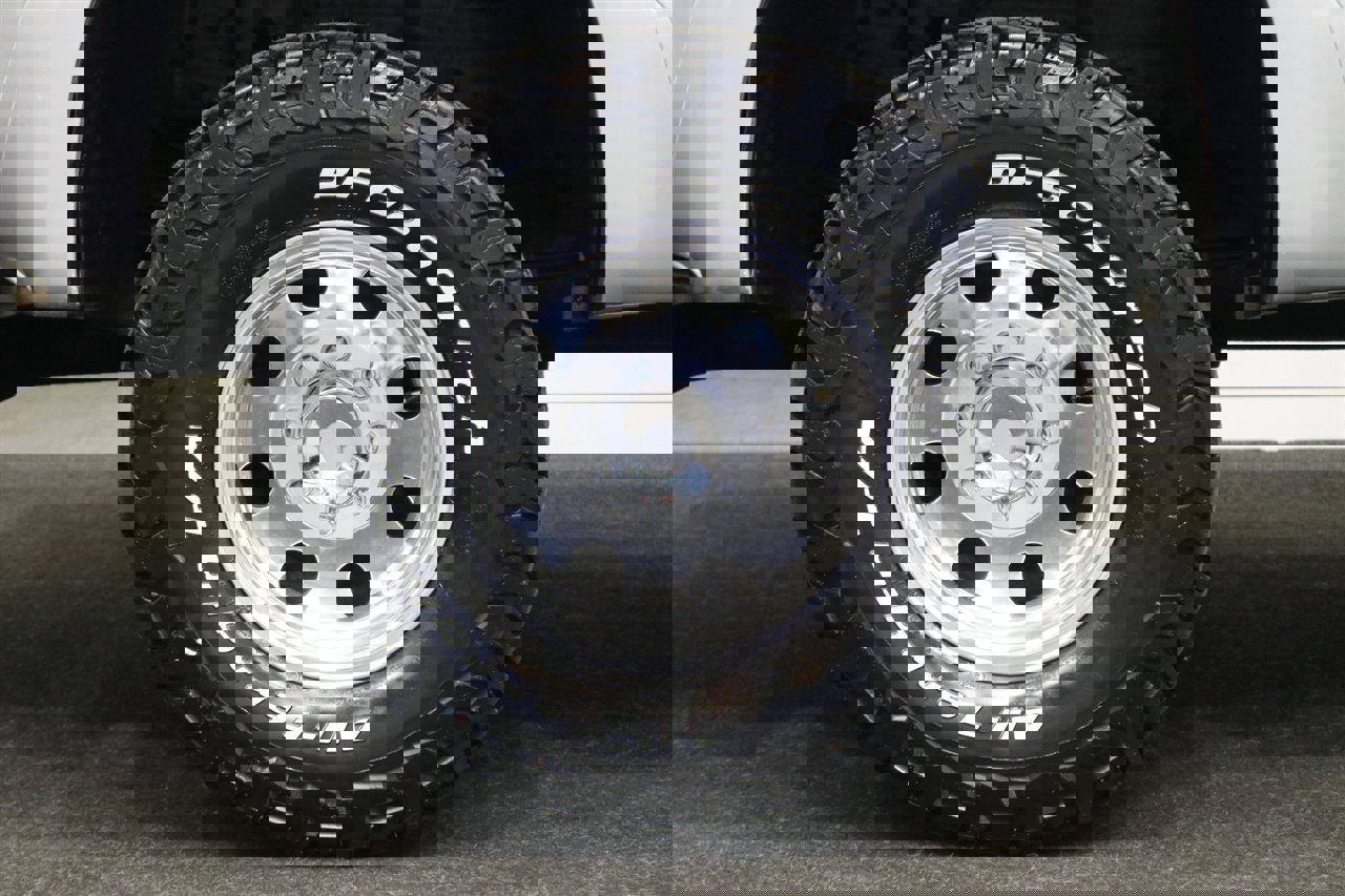 Used 2000 Ford F350 XLT image 57