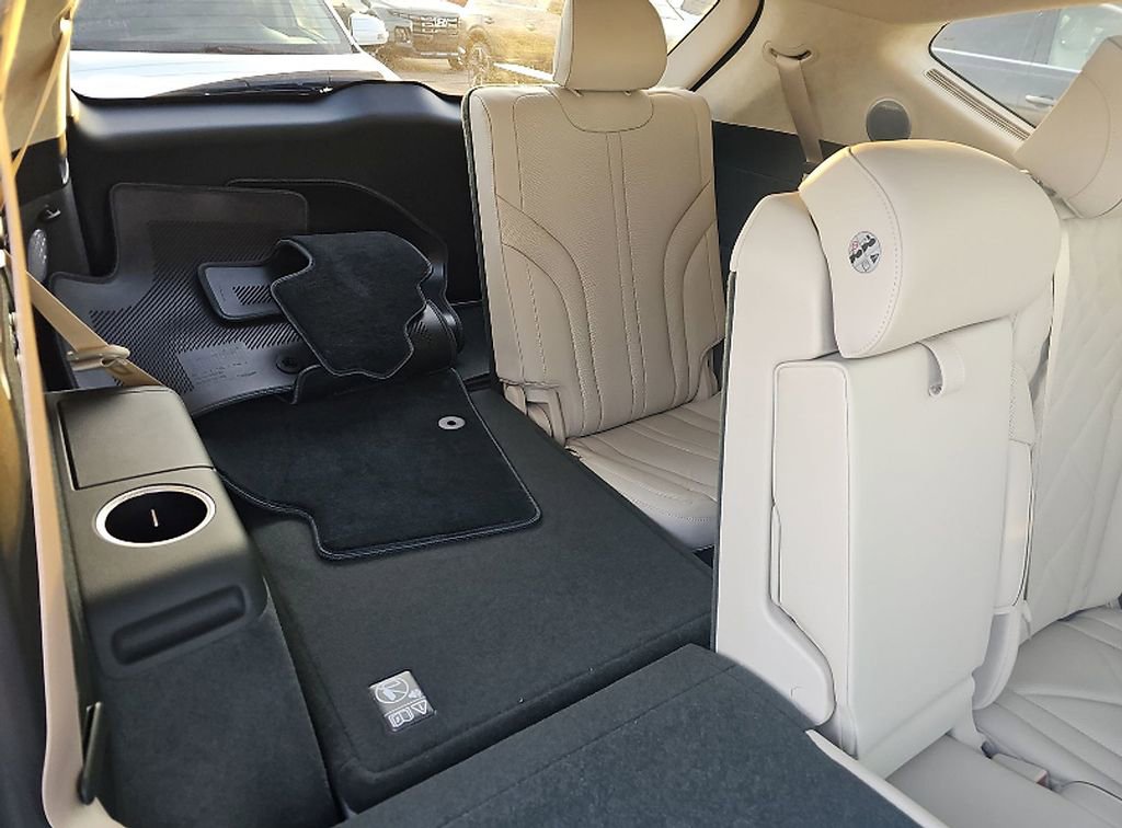 Used 2026 Genesis GV80 3.5T Prestige image 12