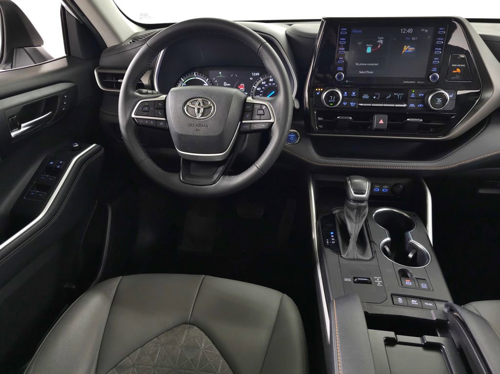 Used 2022 Toyota Highlander Bronze Edition AWD/4WD image 19