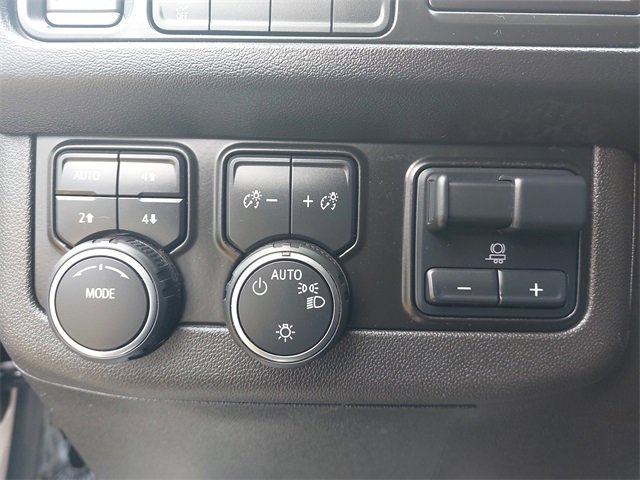 Used 2023 Chevrolet Suburban RST w/ Max Trailering Package image 27