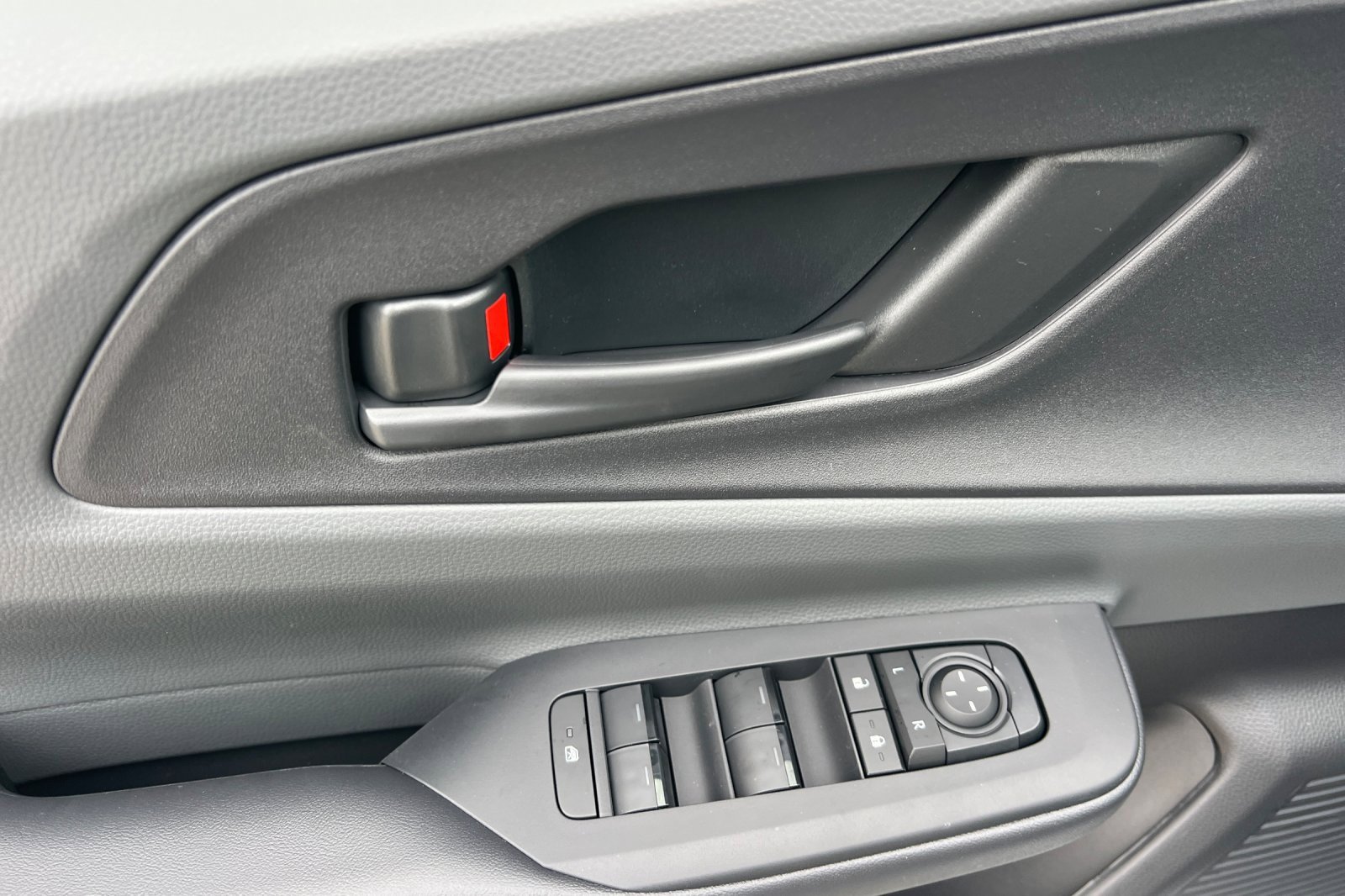 New 2026 Toyota Prius LE image 8