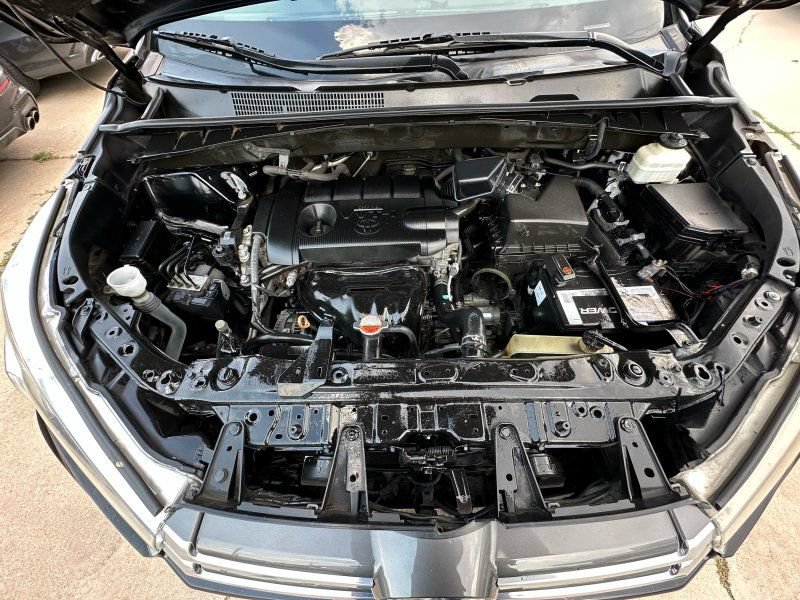 Used 2017 Toyota Highlander LE FWD image 26