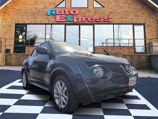 Used 2013 Nissan Juke SV AWD/4WD image 1