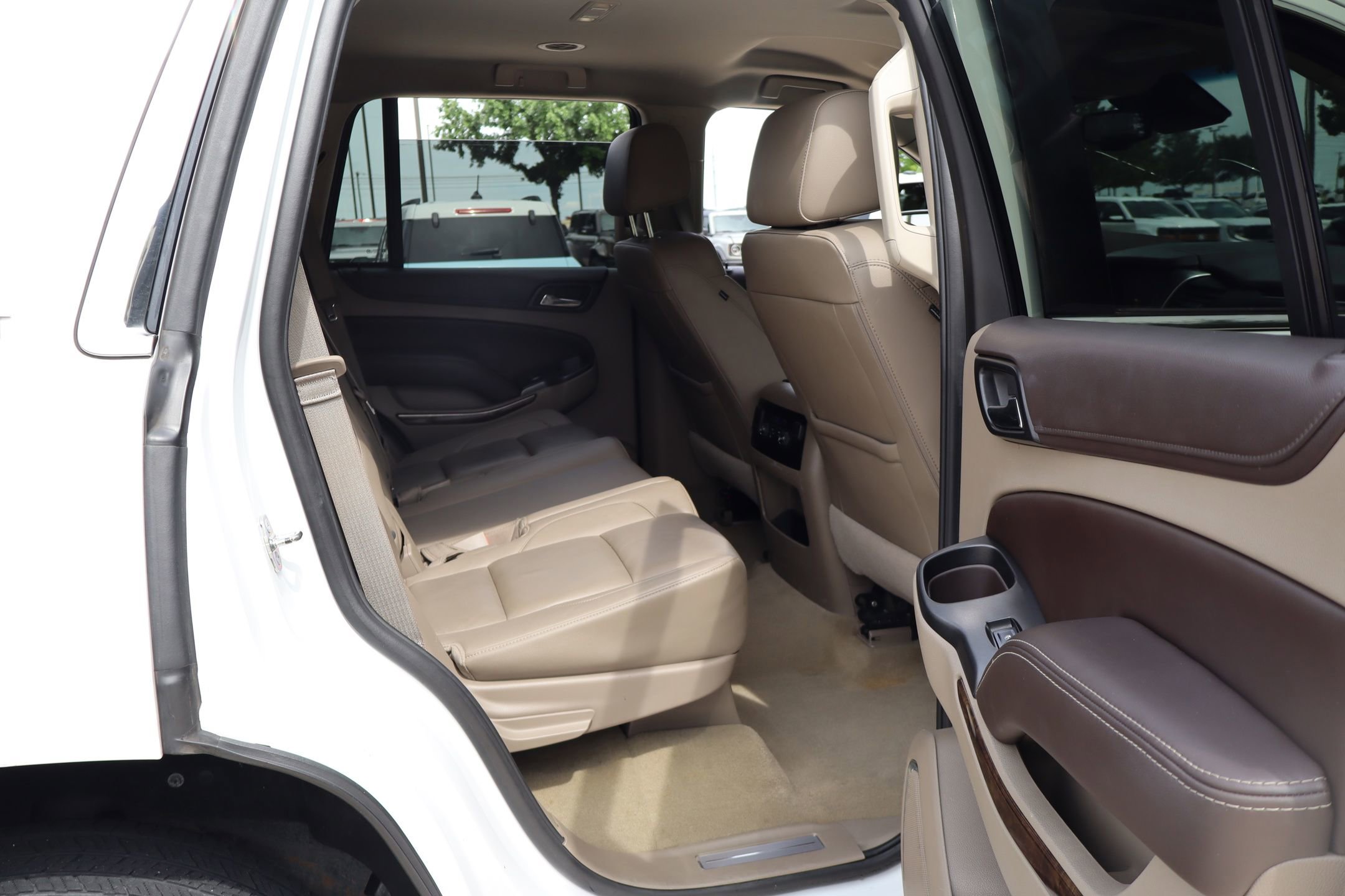 Used 2016 Chevrolet Tahoe LT w/ Texas Edition Package AWD/4WD image 32