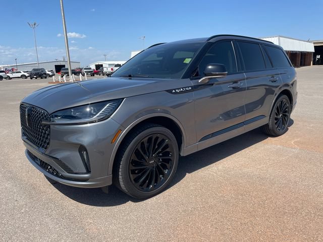 Used 2025 Lincoln Aviator Reserve w/ Equipment Group 201A AWD/4WD video 1