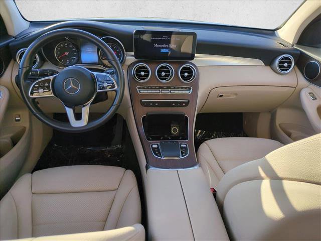 Used 2021 Mercedes-Benz GLC 300 image 17