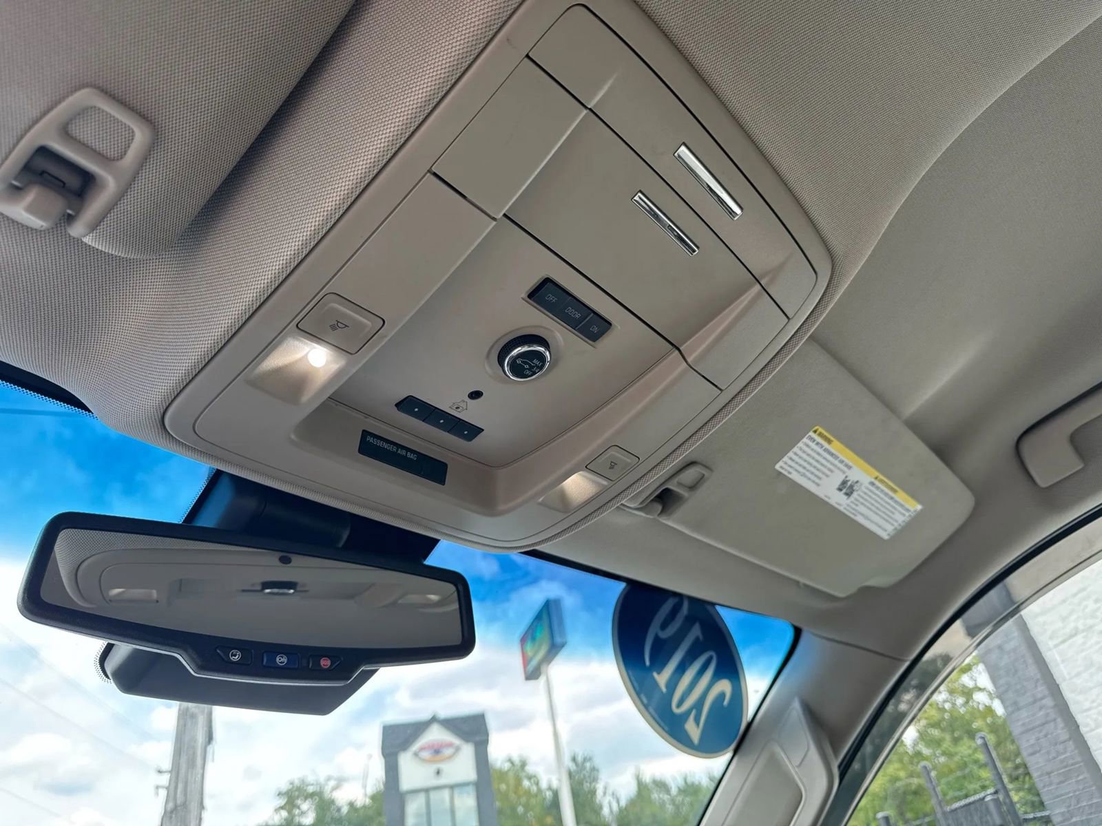 Used 2019 GMC Yukon XL Denali image 40