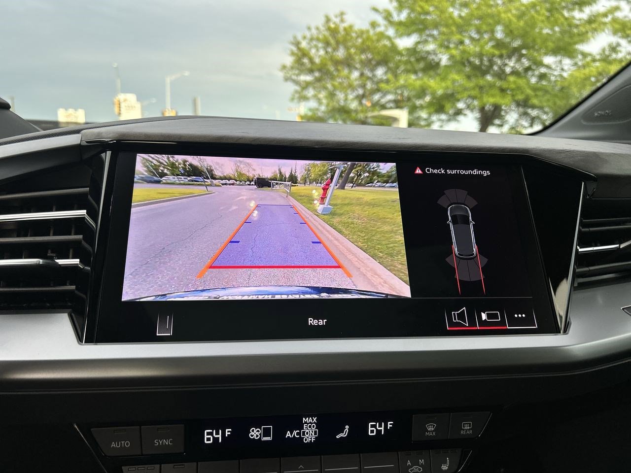 New 2025 Audi Q4 e-tron Premium Plus image 5