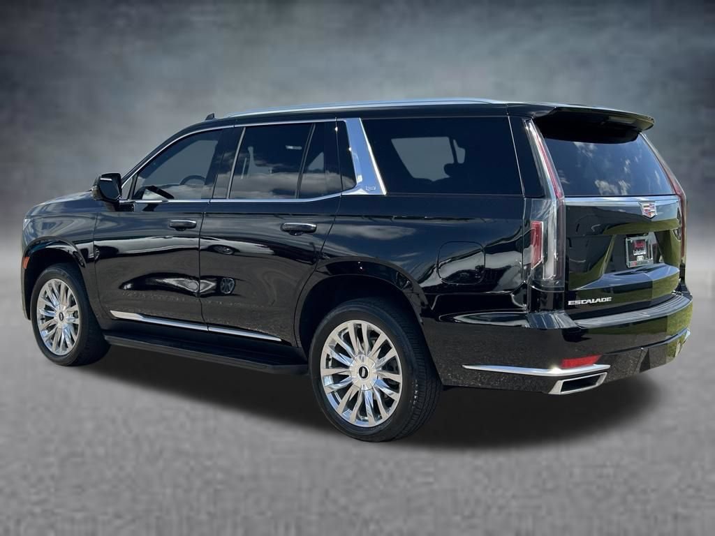 Used 2023 Cadillac Escalade Premium Luxury w/ LPO, Illumination Package AWD/4WD image 3