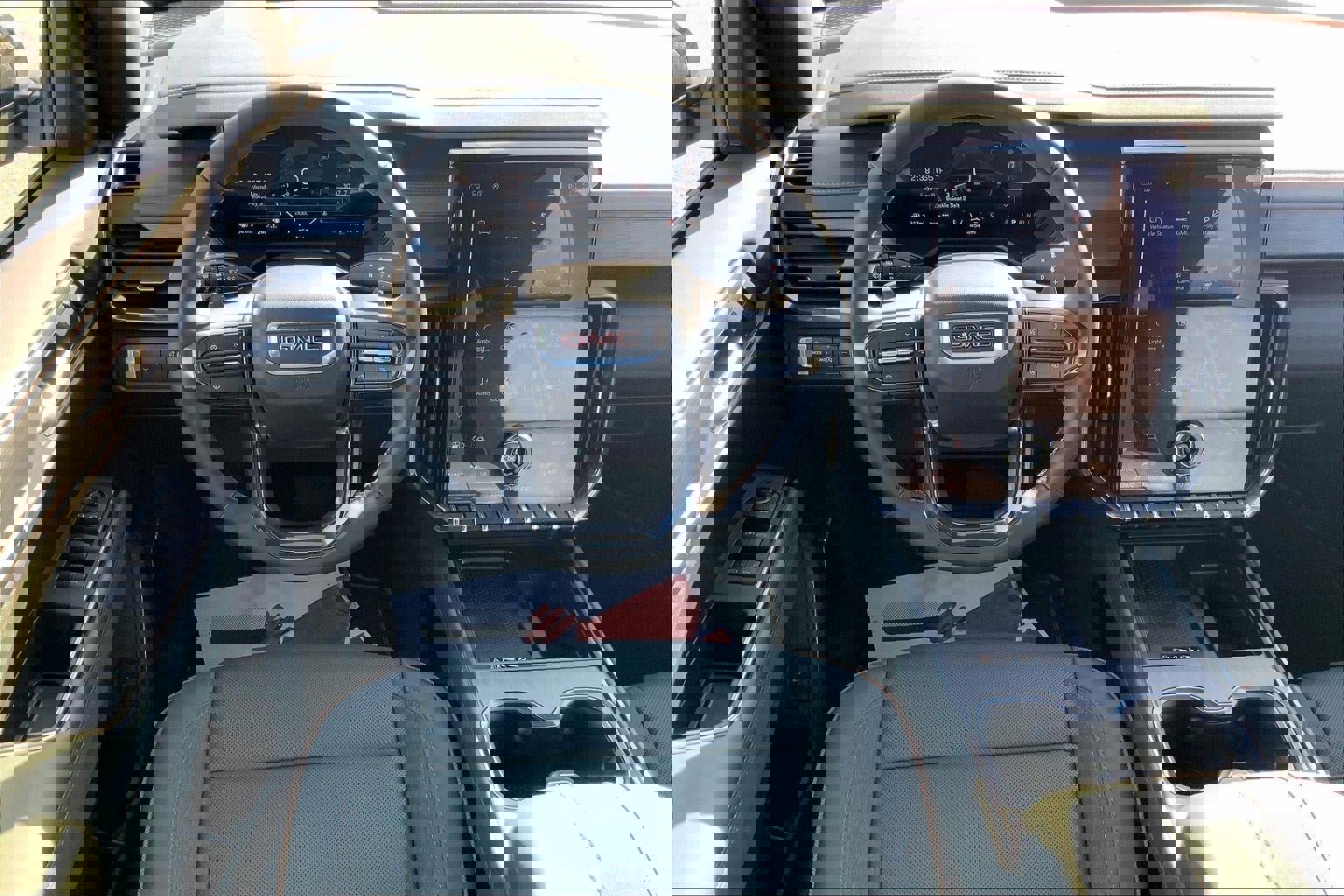 New 2026 GMC Acadia AT4 w/ Luxury Package image 14