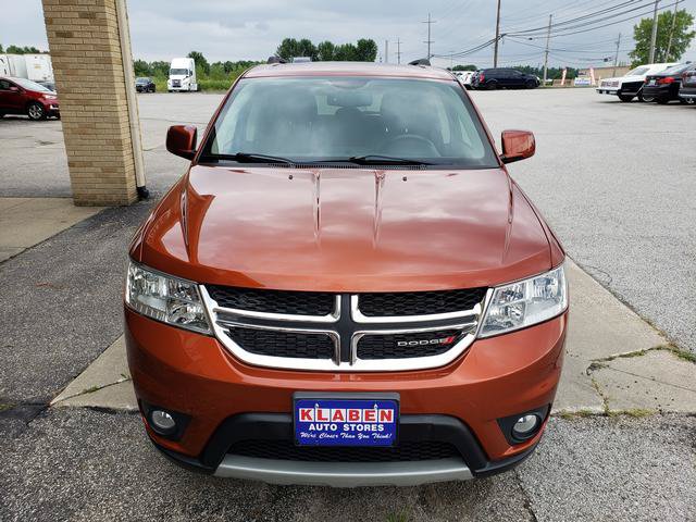 Used 2014 Dodge Journey SXT w/ Flexible Seating Group FWD image 9