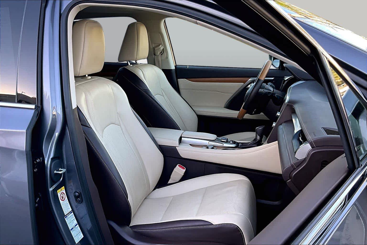 Used 2016 Lexus RX 450h AWD w/ Cold Weather Package image 8