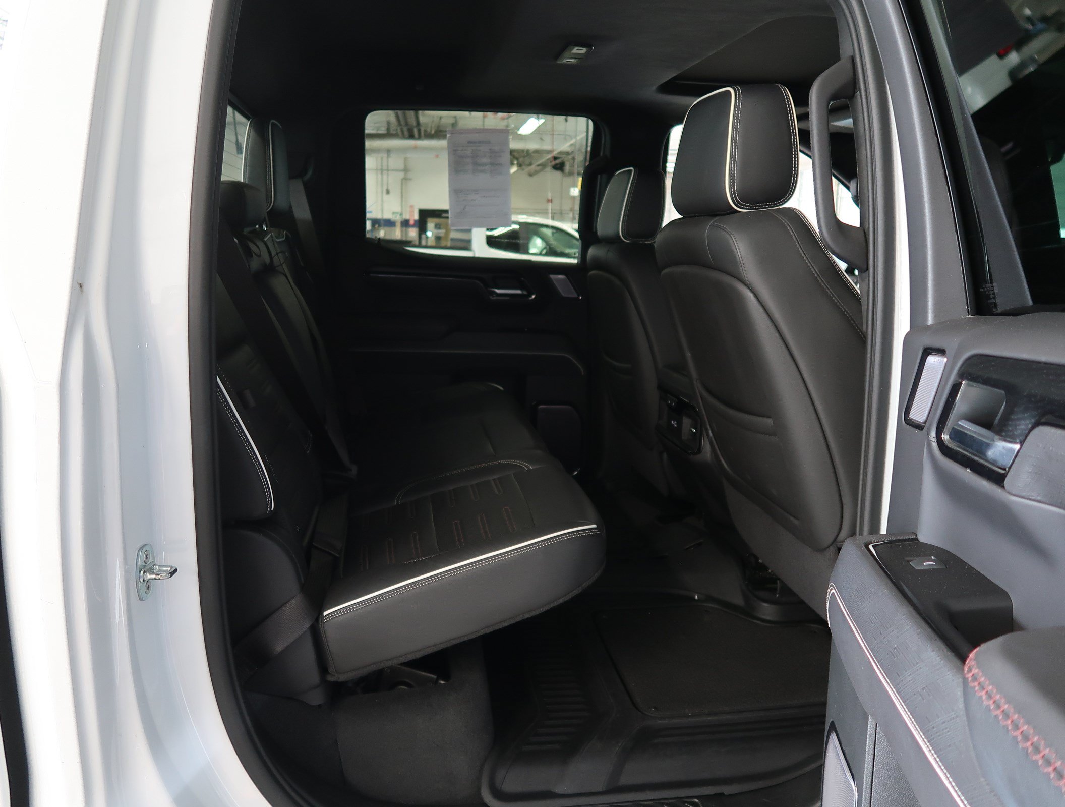 Used 2023 GMC Sierra 1500 AT4X AWD/4WD image 38