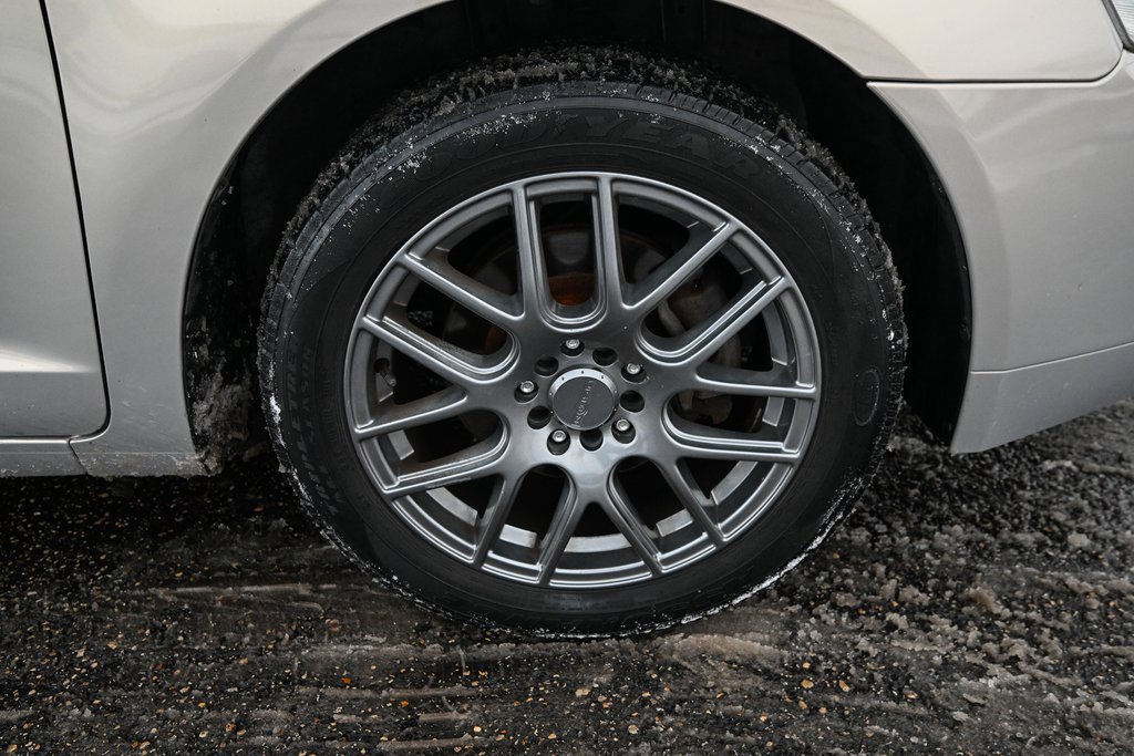 Used 2009 Lincoln MKZ image 15