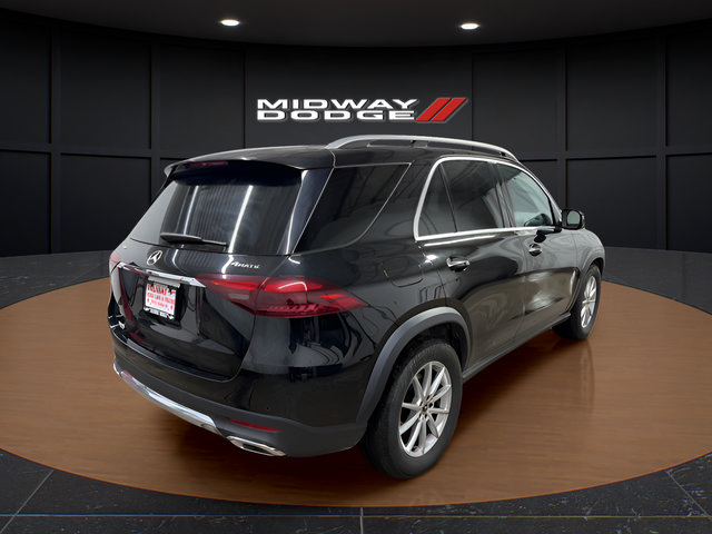 Used 2024 Mercedes-Benz GLE 450e 4MATIC image 4