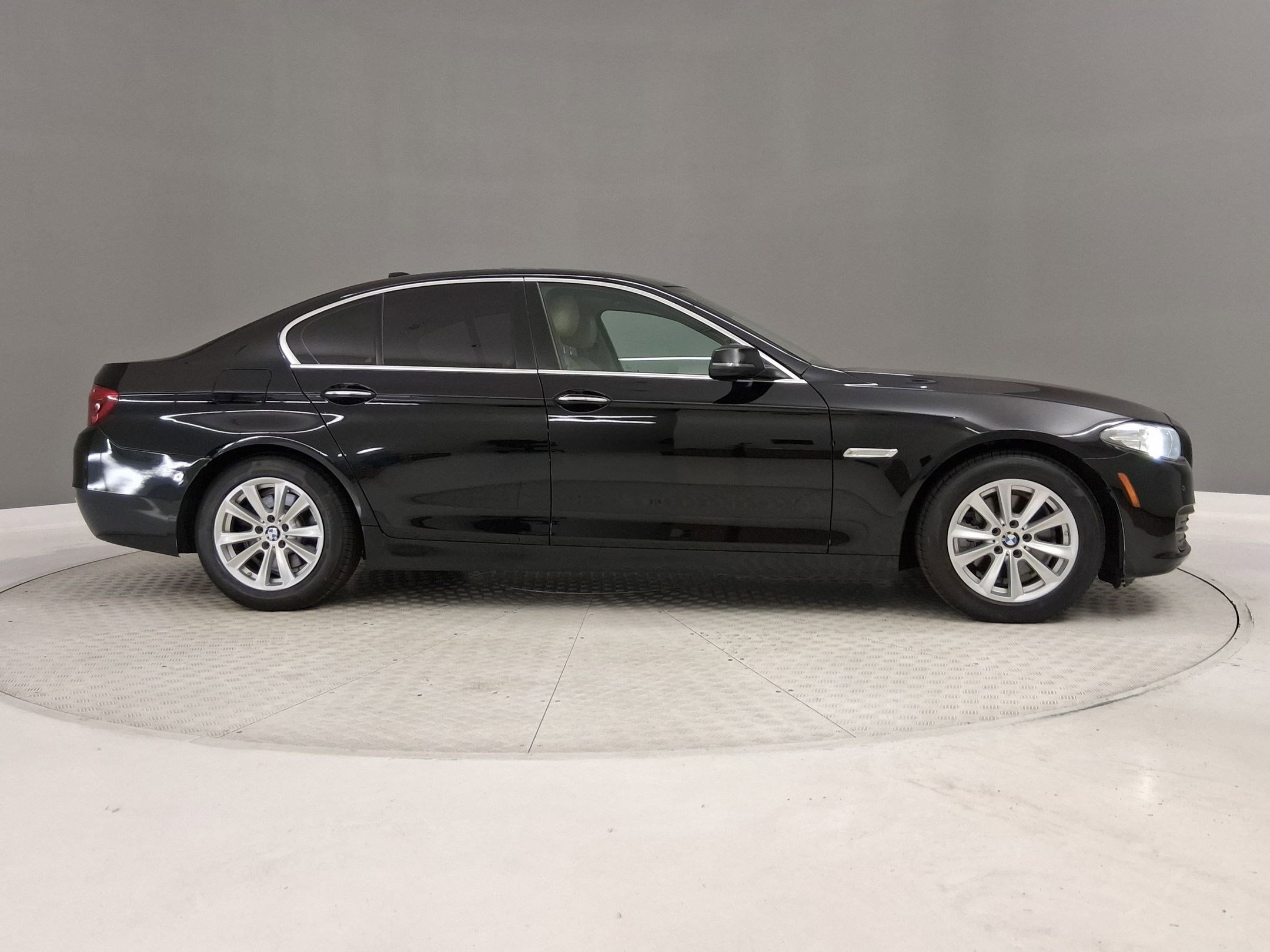Used 2014 BMW 528i Sedan RWD image 6
