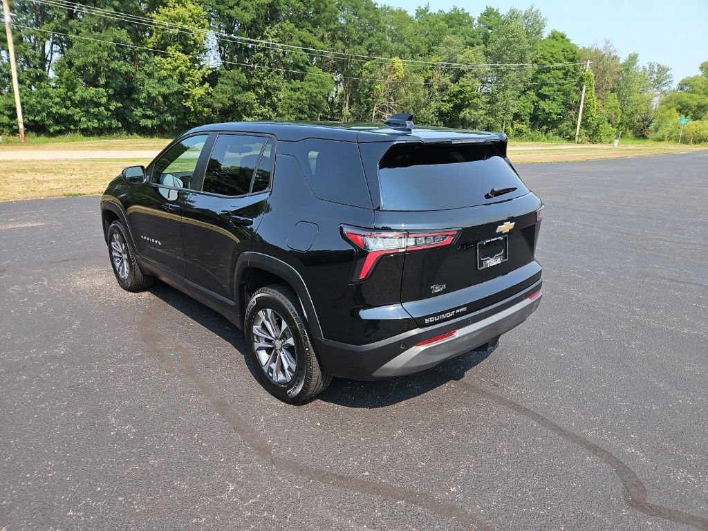 Used 2025 Chevrolet Equinox LT AWD/4WD image 5