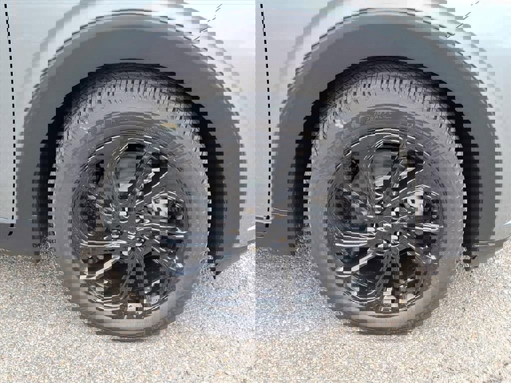 New 2027 Chevrolet Bolt RS w/ Technology Package image 4