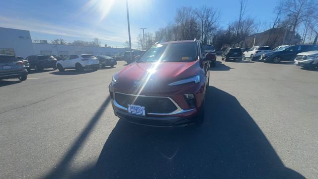 Certified 2024 Buick Encore GX Sport Touring image 3