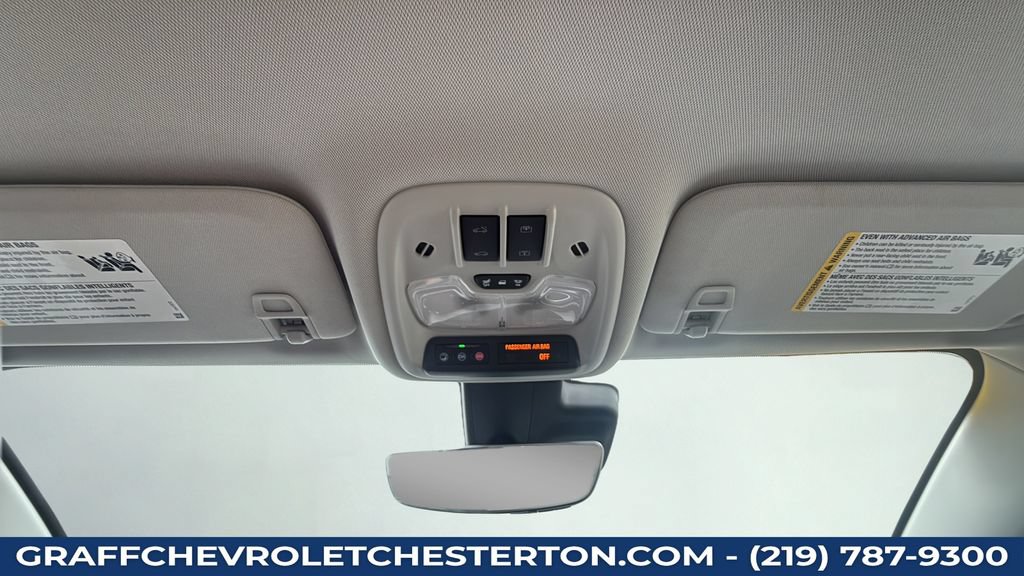 Used 2023 Chevrolet Bolt EUV Premier w/ Sun & Sound Package FWD image 22