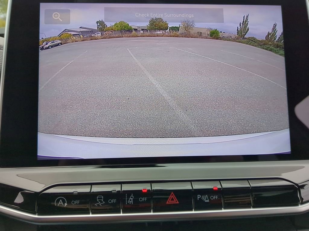 Used 2026 Jeep Compass Limited image 17