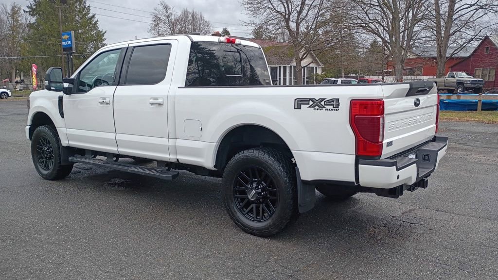 Used 2022 Ford F350 Lariat w/ Black Appearance Package image 5