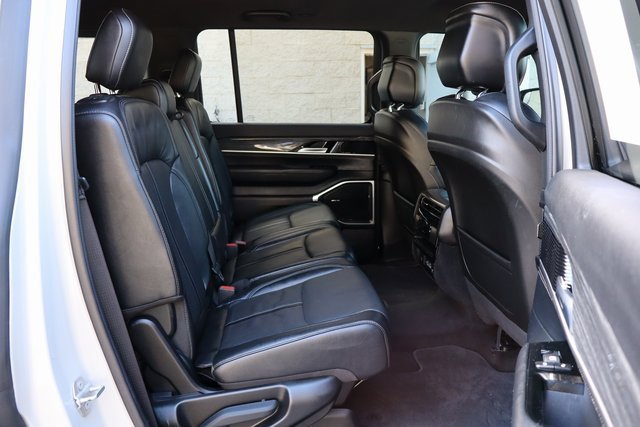 Used 2022 Jeep Wagoneer Series II image 33