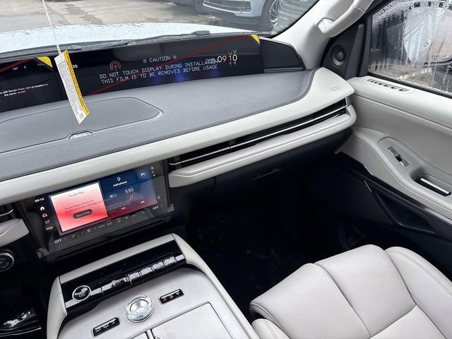 New 2026 Lincoln Navigator Premiere image 15