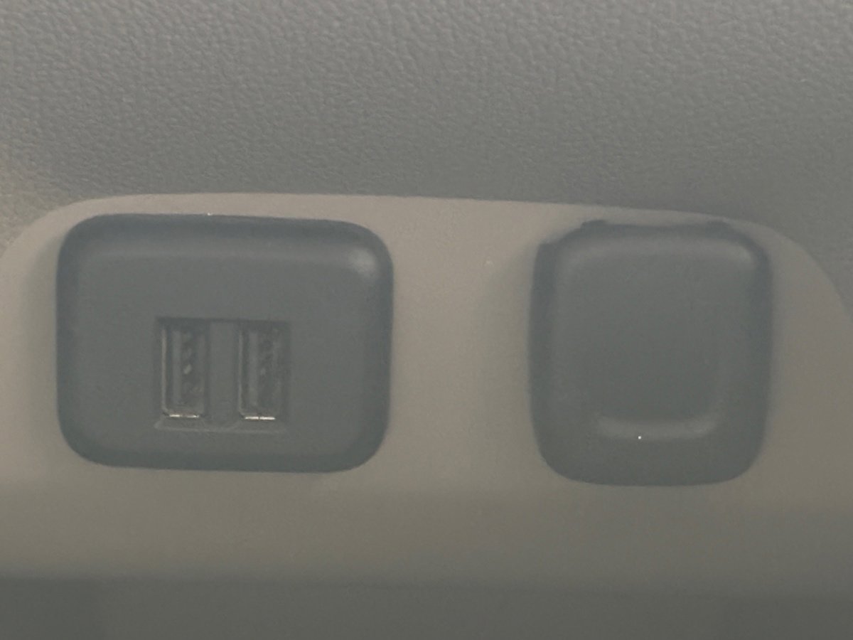 Used 2015 GMC Canyon SLE w/ SLE Convenience Package RWD image 6