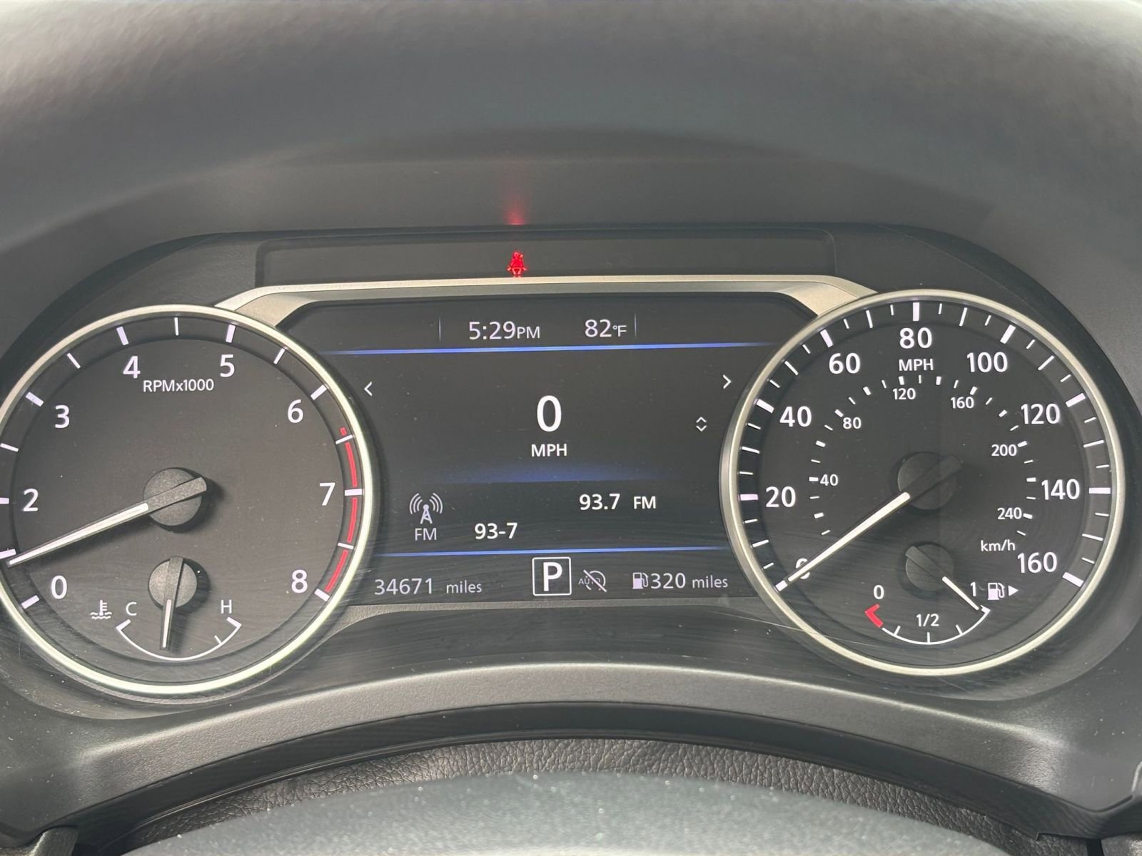 Used 2025 Nissan Sentra SV FWD image 35