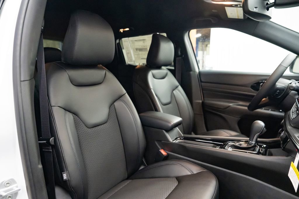 New 2026 Jeep Compass Latitude image 27