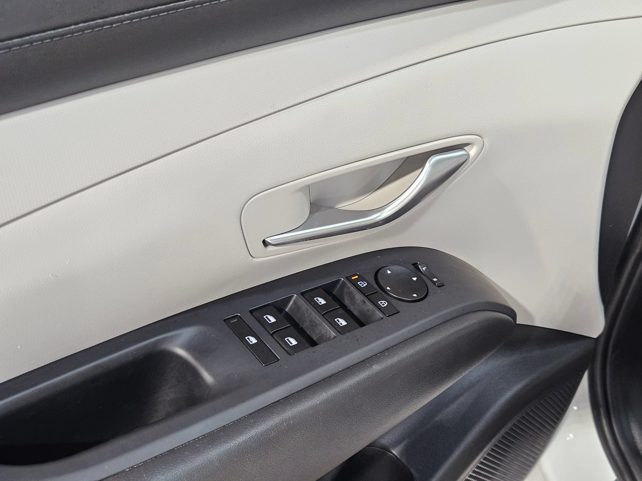 Used 2025 Hyundai Tucson SEL FWD image 21