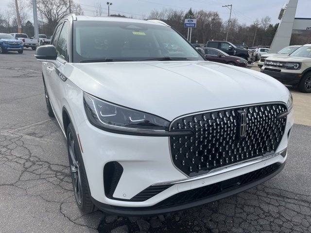 New 2025 Lincoln Aviator Reserve w/ Luxury Package image 10