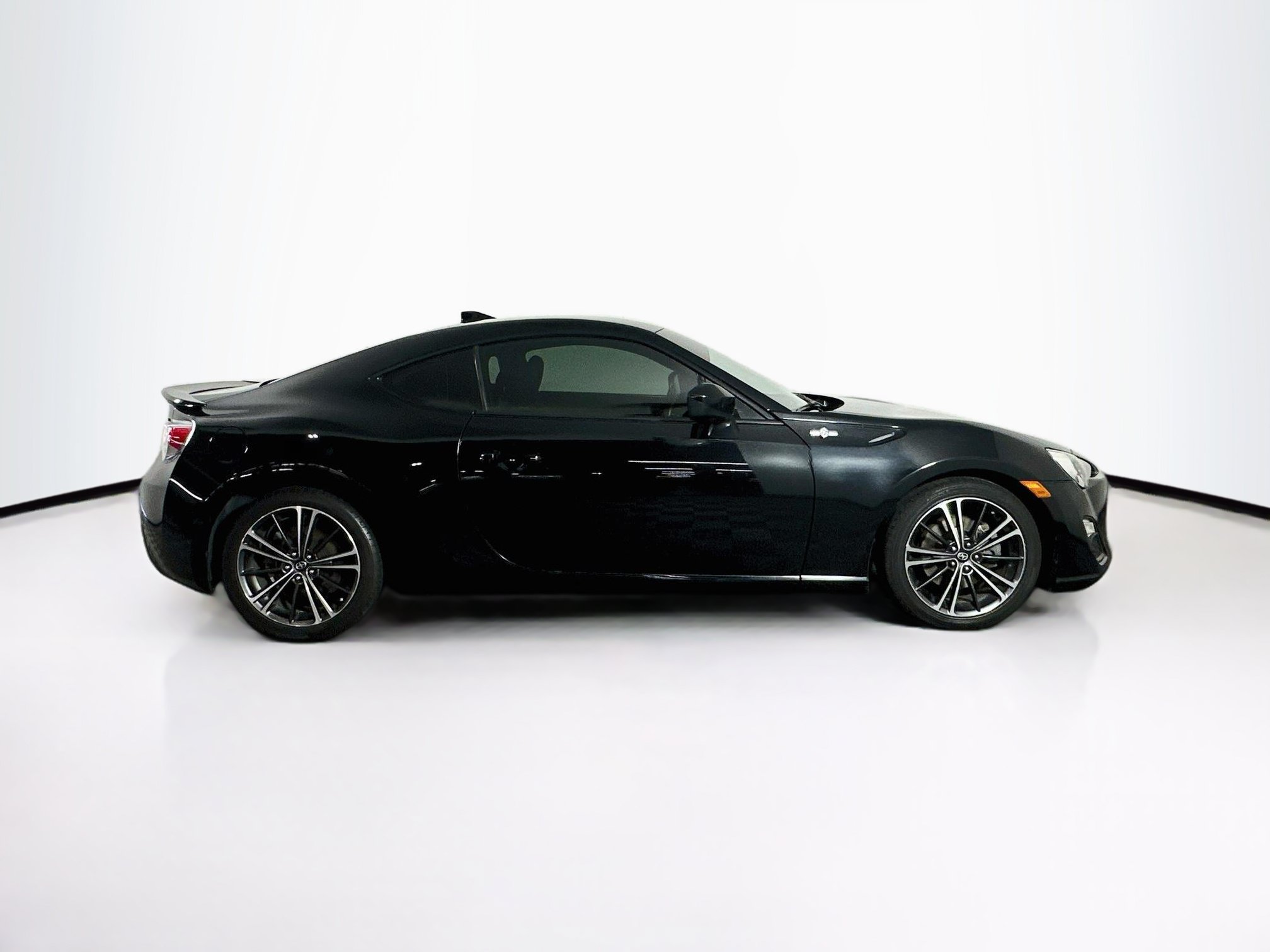 Used 2015 Scion FR-S RWD image 10