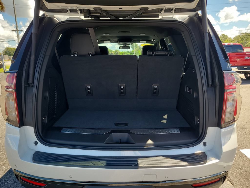 Used 2022 Chevrolet Tahoe RST w/ Luxury Package RWD image 7