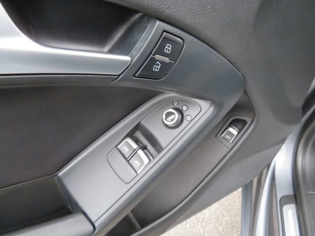 Used 2013 Audi A5 2.0T Premium image 18