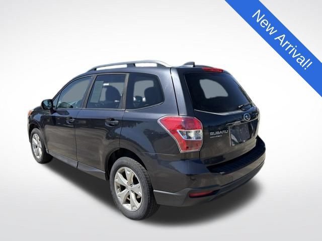 Used 2016 Subaru Forester 2.5i Premium w/ All-Weather Package AWD/4WD image 5