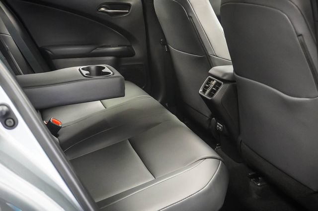 Certified 2025 Lexus UX 300h FWD image 22