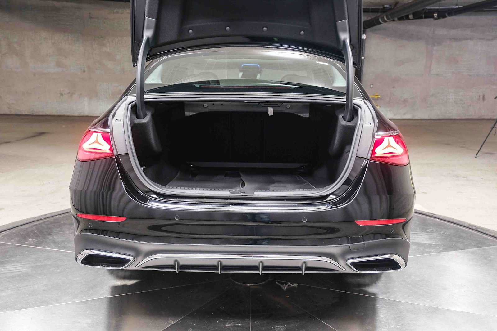 Certified 2026 Mercedes-Benz E 350 Sedan image 29