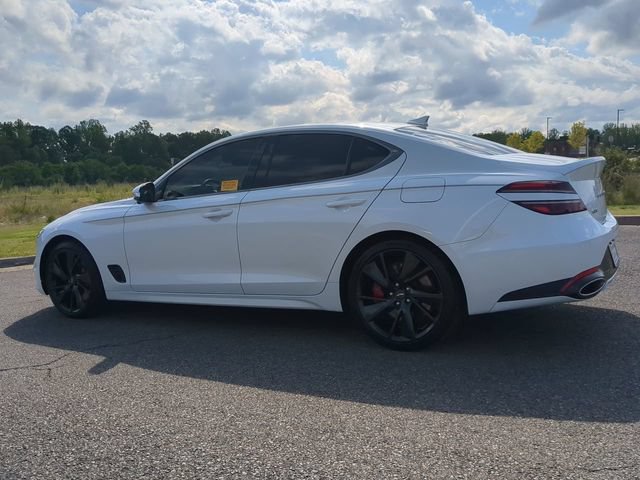 Used 2023 Genesis G70 2.0T w/ Sport Prestige Package RWD image 6