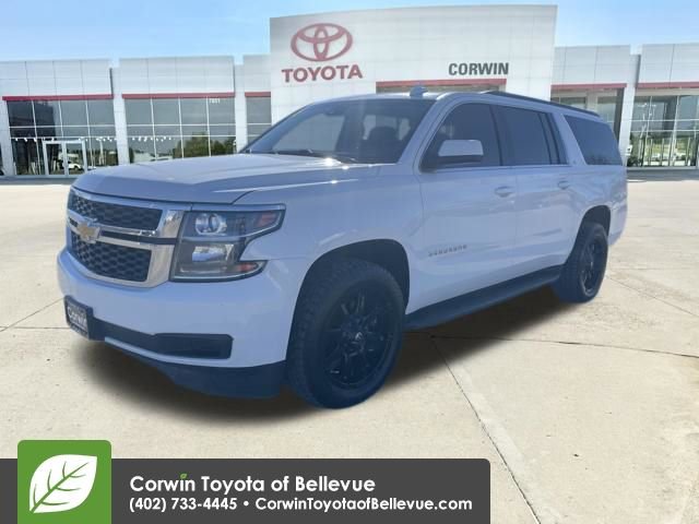 Used 2016 Chevrolet Suburban LT image 12