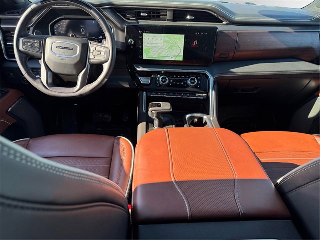 Used 2024 GMC Sierra 1500 Denali Ultimate image 10