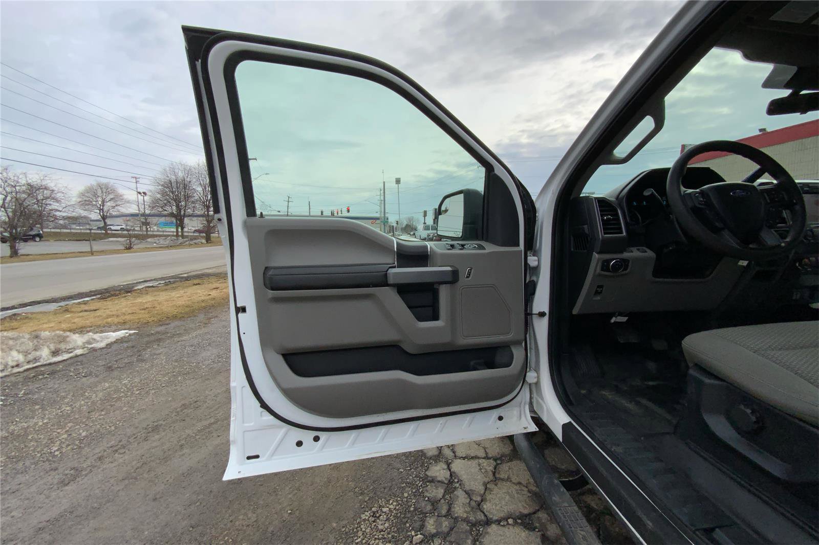 Used 2019 Ford F150 XLT w/ Trailer Tow Package AWD/4WD image 20