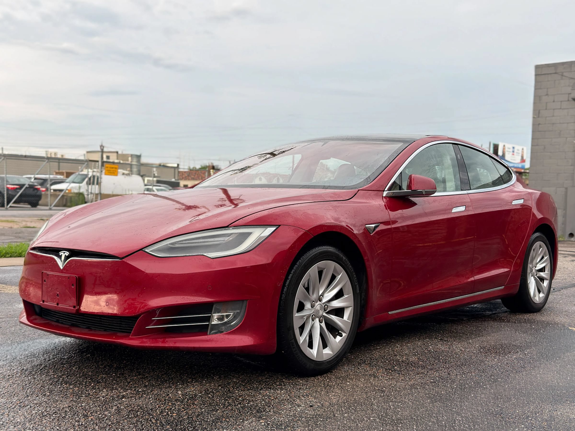 Used 2018 Tesla Model S 75D AWD/4WD image 3